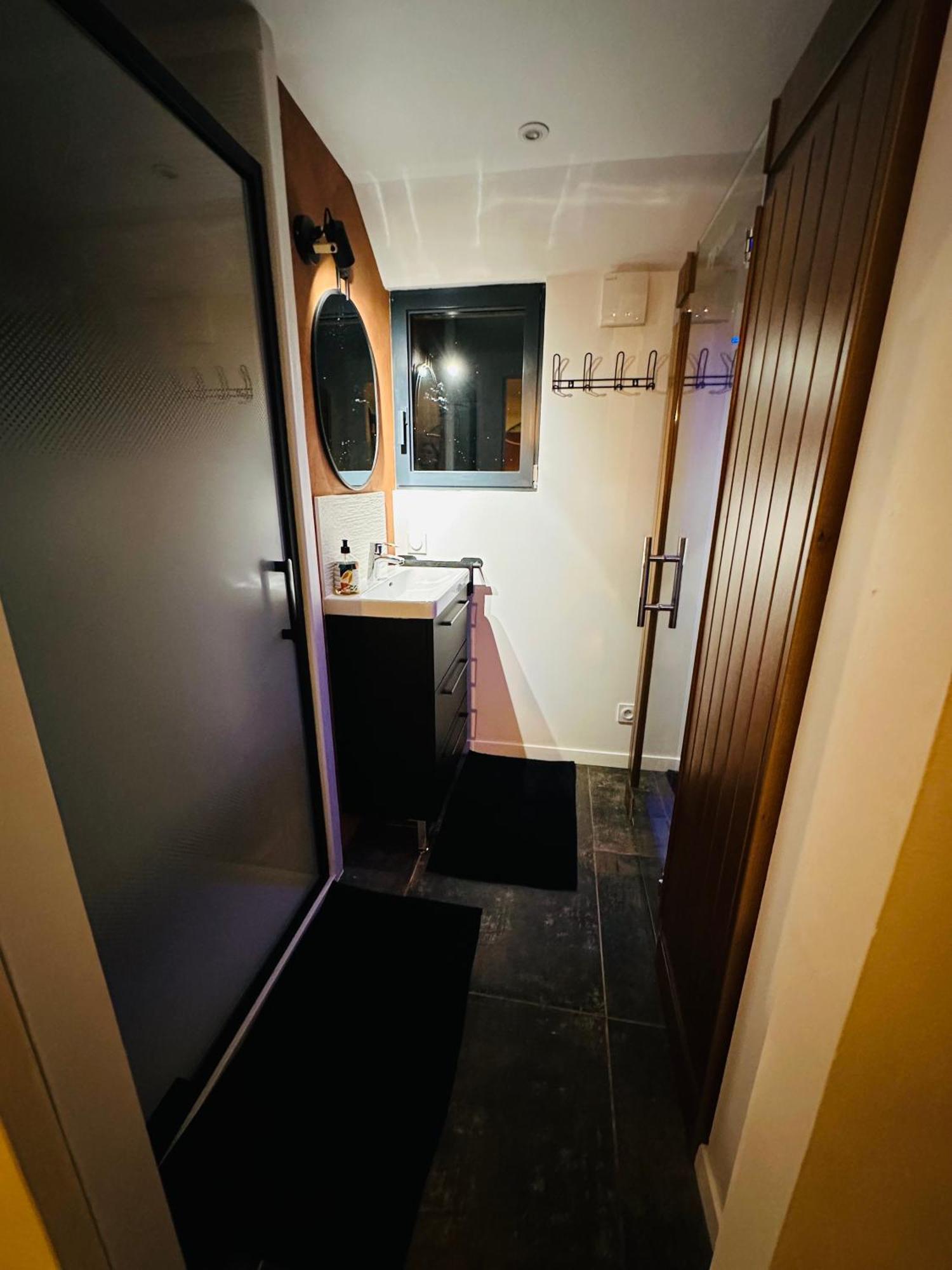La Ptite Maison Proche Rouen La Vaupaliere Bagian luar foto