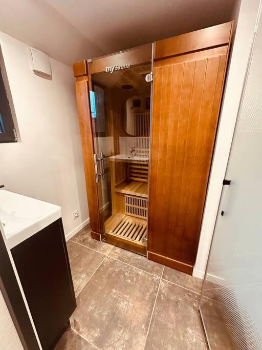 La Ptite Maison Proche Rouen La Vaupaliere Bagian luar foto